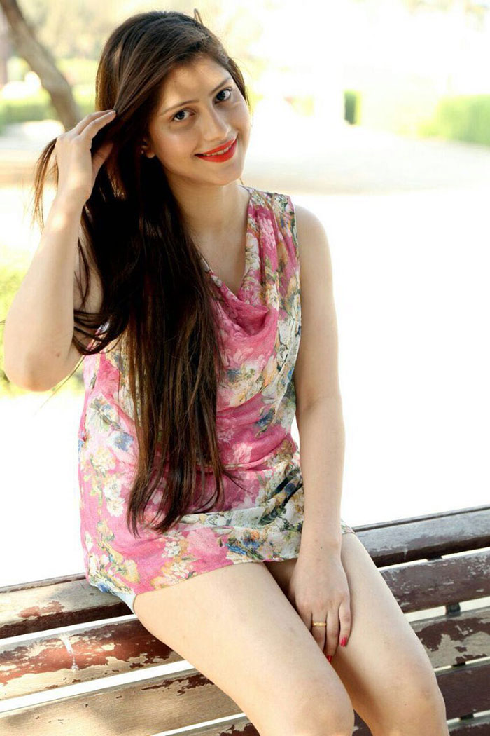 Housewife Escort Kolkata